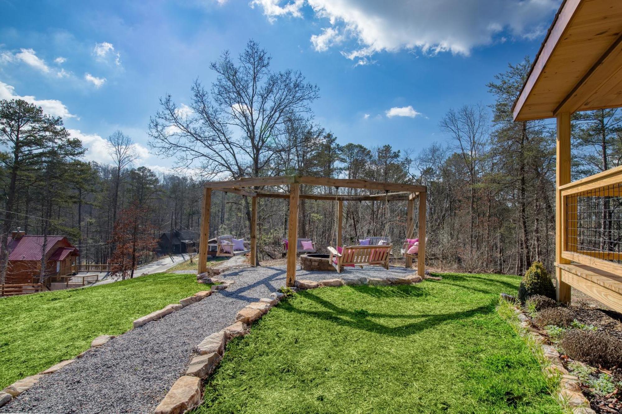 Pink Pines Avantstay Luxury Aesthetic Dream Home Indoor Pool Hot Tub Pigeon Forge Zewnętrze zdjęcie