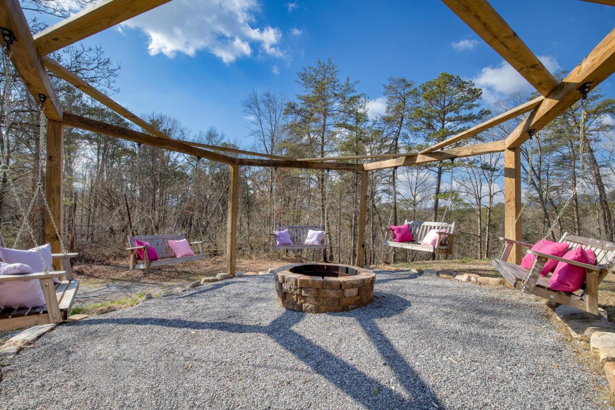 Pink Pines Avantstay Luxury Aesthetic Dream Home Indoor Pool Hot Tub Pigeon Forge Zewnętrze zdjęcie