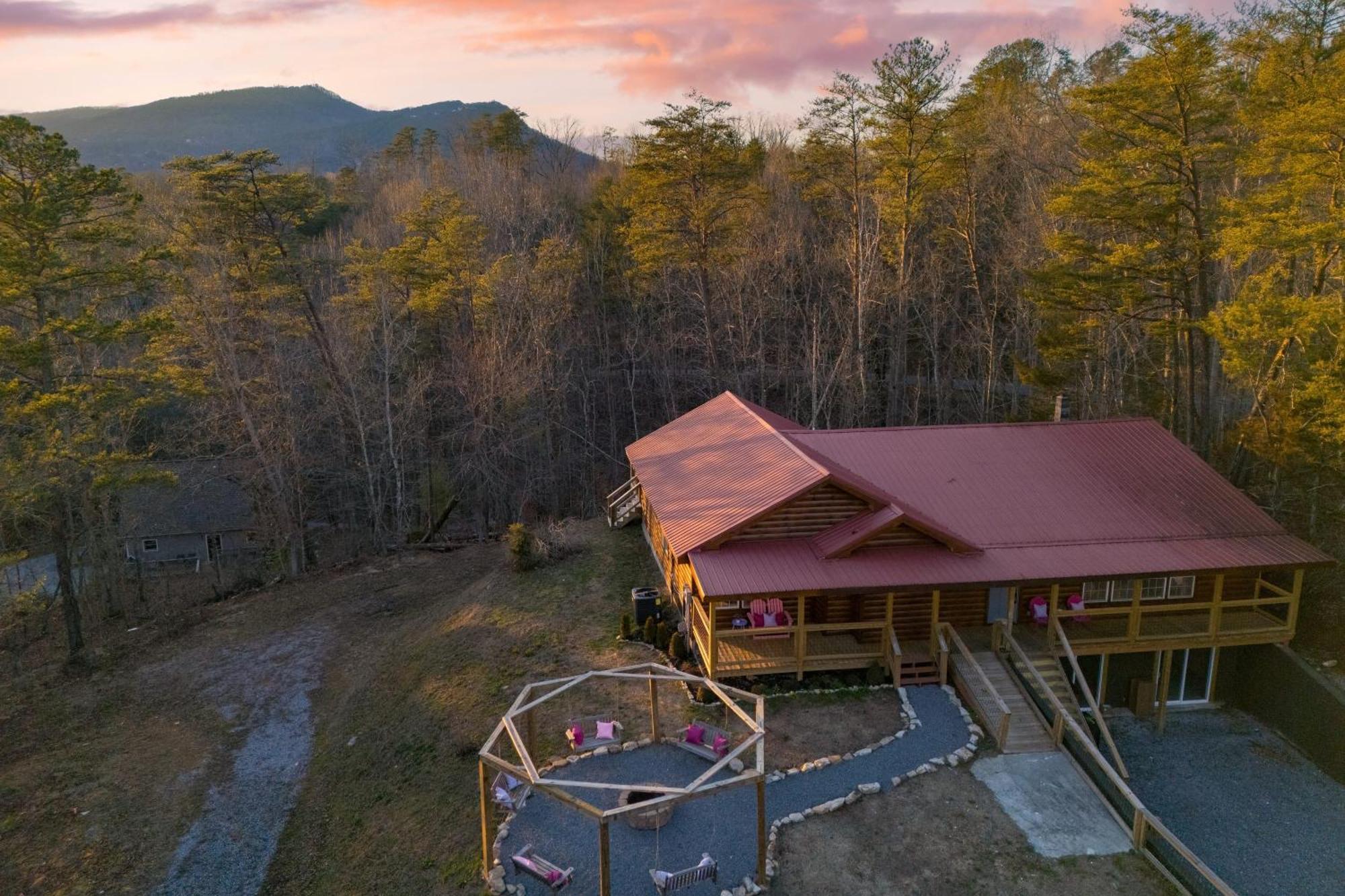 Pink Pines Avantstay Luxury Aesthetic Dream Home Indoor Pool Hot Tub Pigeon Forge Zewnętrze zdjęcie